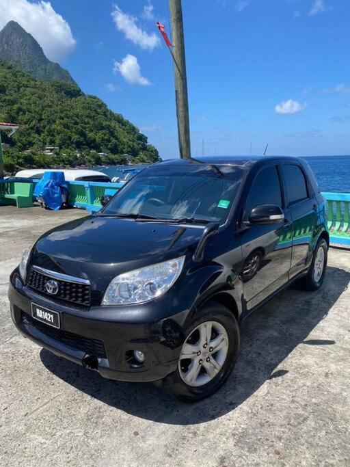 Maggie'S Inn Soufrière 外观 照片